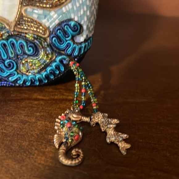 Mary Frances Coconut Grove Mini Beaded Hand Bag Palm Tree Seahorse Charm Vintage - Picture 5 of 10